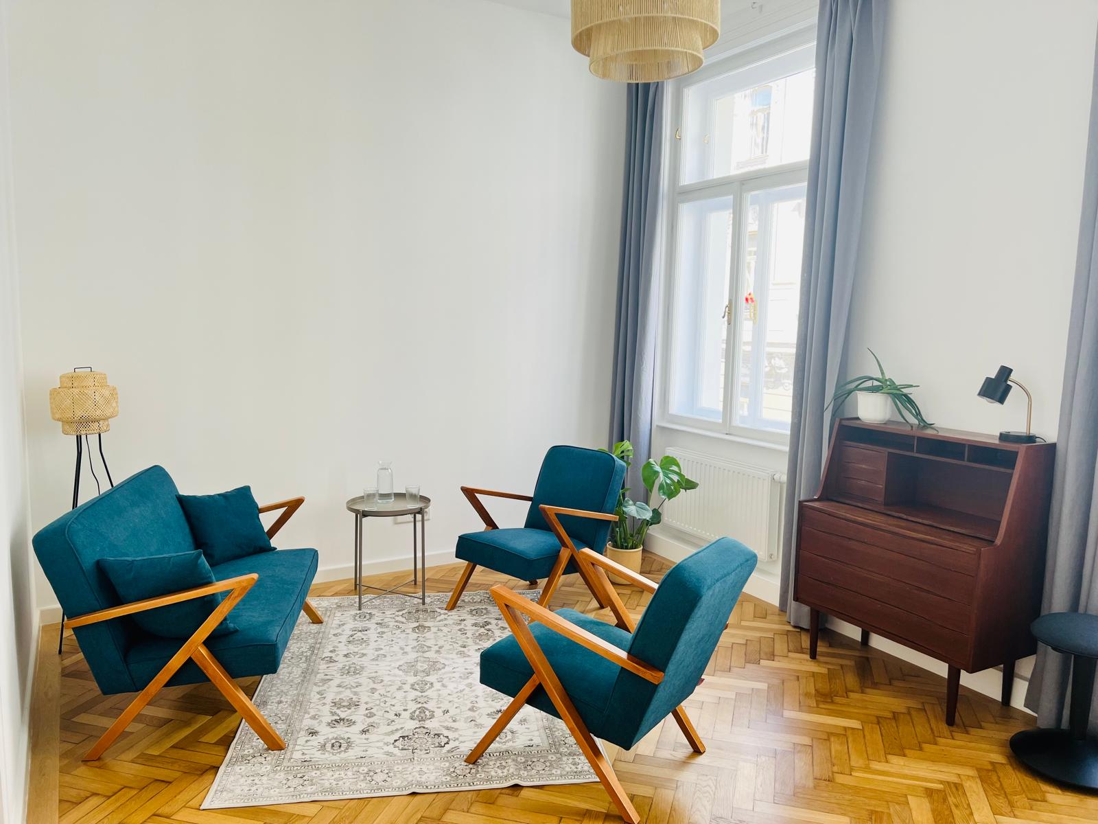 Karmeliterpraxis - Dr.in Karoline Maria Peter